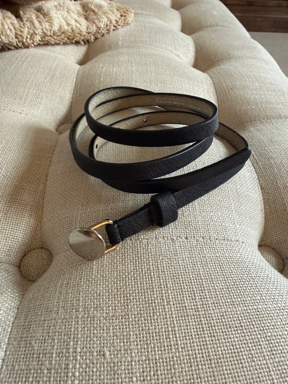 Classic Black Skinny Leather Belt with Round Gold & Silver Buckle